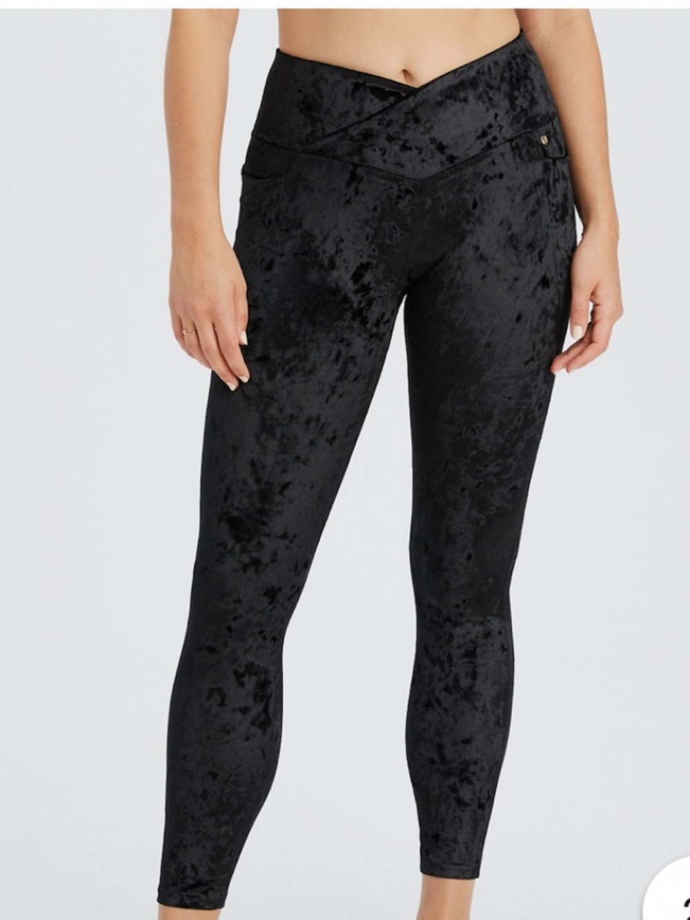 Fabletics NWT High Waist Crushed Velour Crossover Waist Black Leggings XL